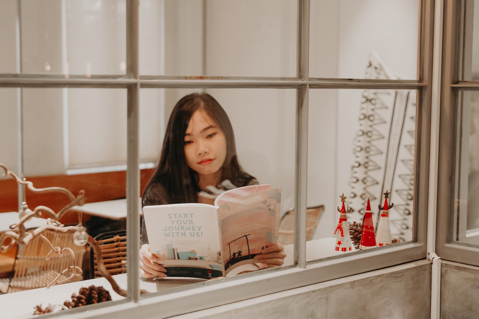 3 Books High School Students Should Consider To Learn More About Inqueities Immigrants Face
