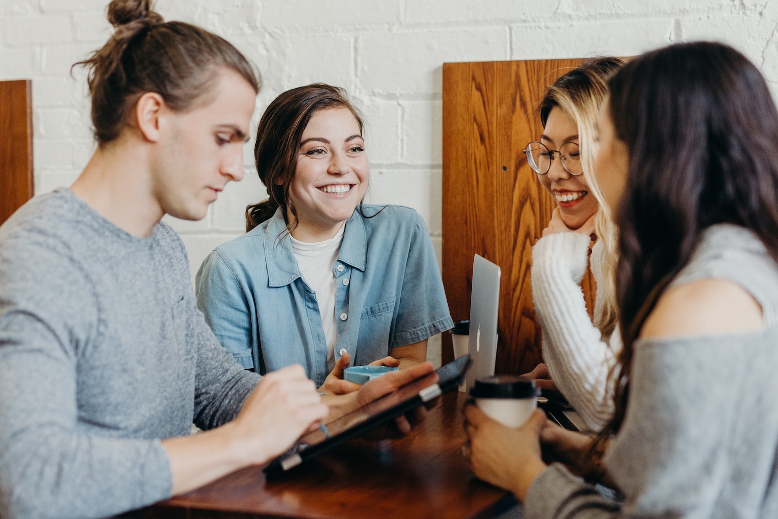 7 Ways High School Students Can Make an Impact on Race Relations in Their Community